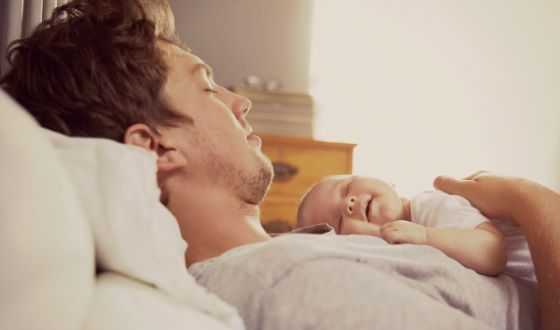 Папа-Близнец должен больше времени проводить с ребенком