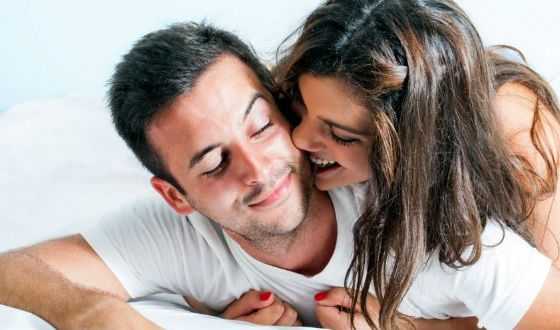 В постели Близнецы страстные и напористые оригиналы