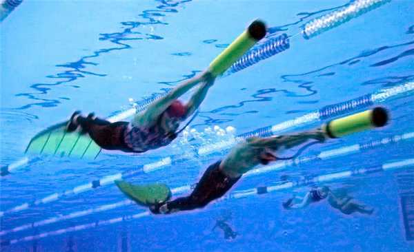 Использование моноласт в бассейне