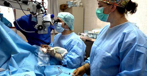 Лечение отслоения сетчатки (операция)