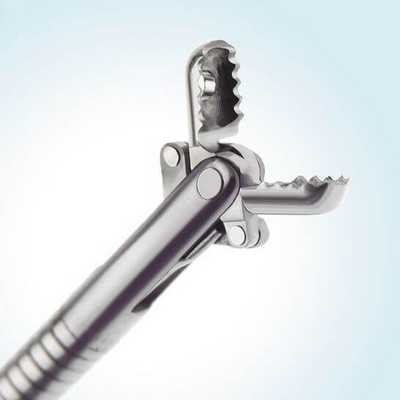 Щипцы для взятия образцов ткани при проведении эндоскопии