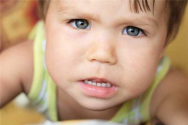 Как научить ребёнка ходить на горшок