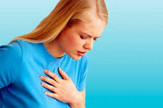 Женщина с болью в сердце